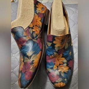 Patricia Nash Leather Loafers